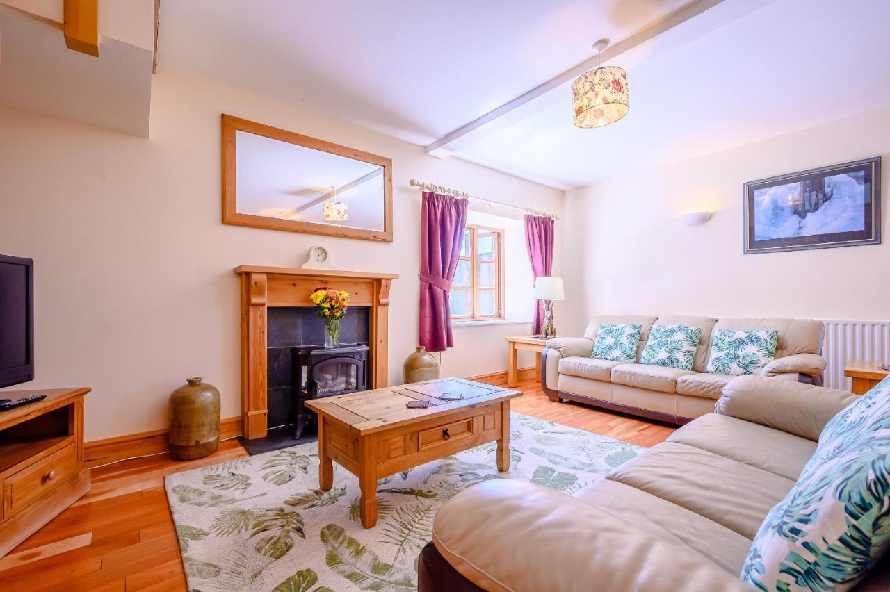 Tower Cottage Millom Bagian luar foto